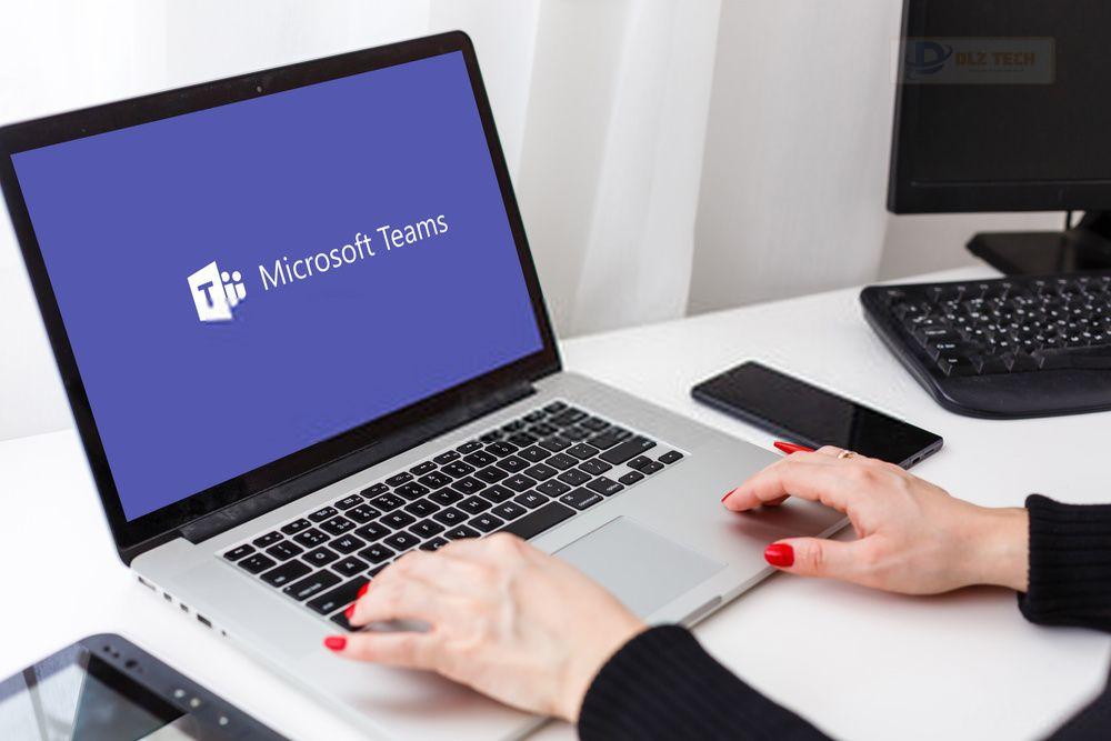 Sửa lỗi màn hình laptop bị xanh lá cây ở đâu?