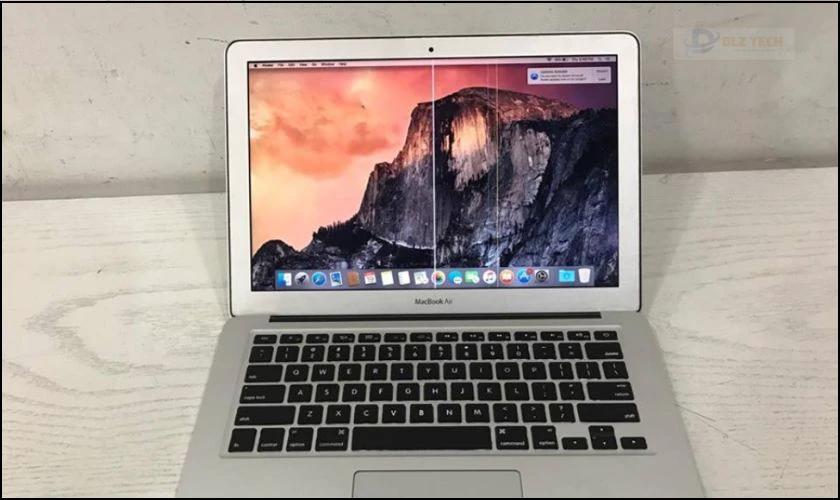 Màn hình LCD MacBook bị hỏng, sọc
