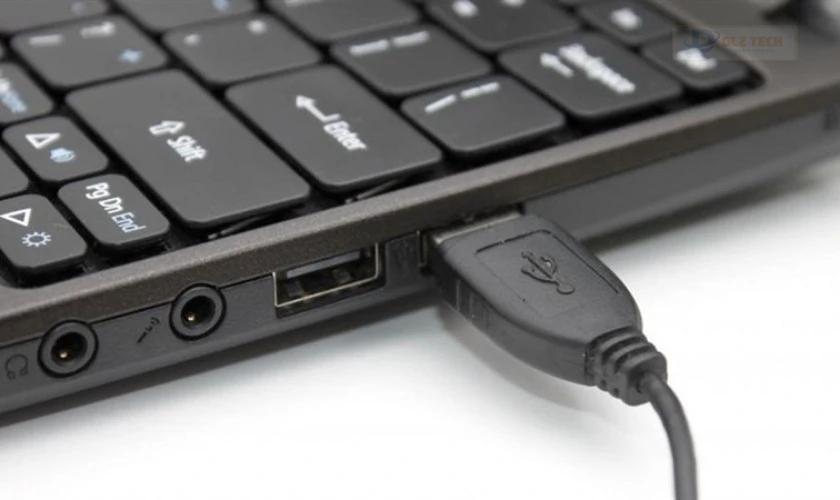 Kiểm tra lỗi kết nối của chuột ngoài với laptop