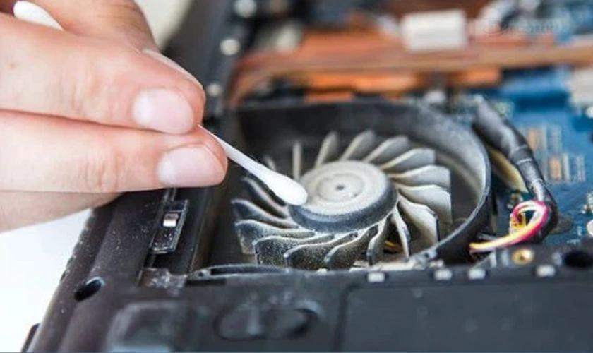 Vệ sinh định kỳ máy tính