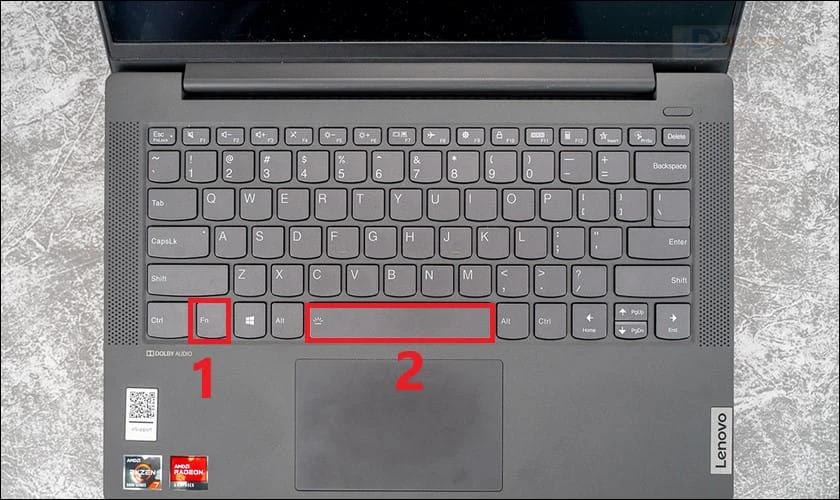 Cách bật đèn bàn phím laptop Lenovo bằng tổ hợp phím