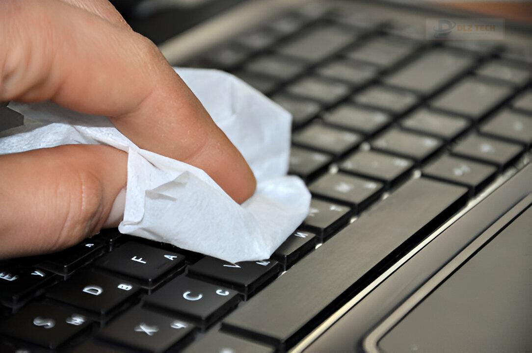 thay bàn phím laptop giá tốt tại điện thoại vui