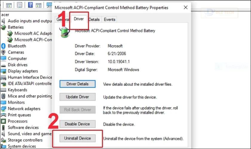 Ấn vào tab Driver và chọn Uninstall Device