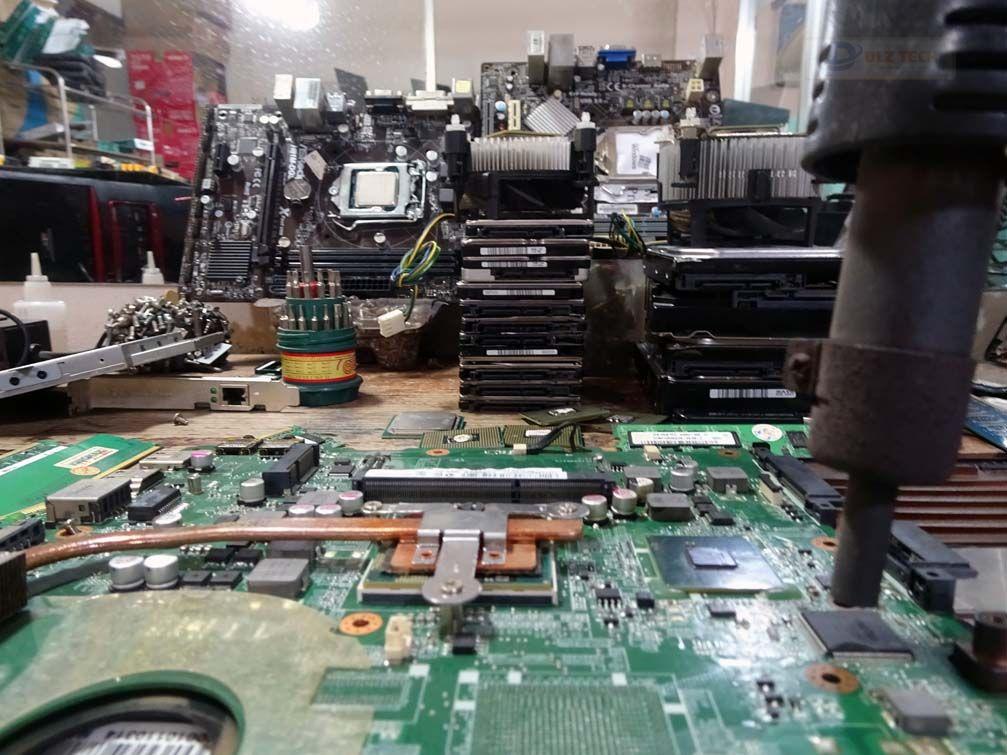 Dịch vụ thay pin laptop