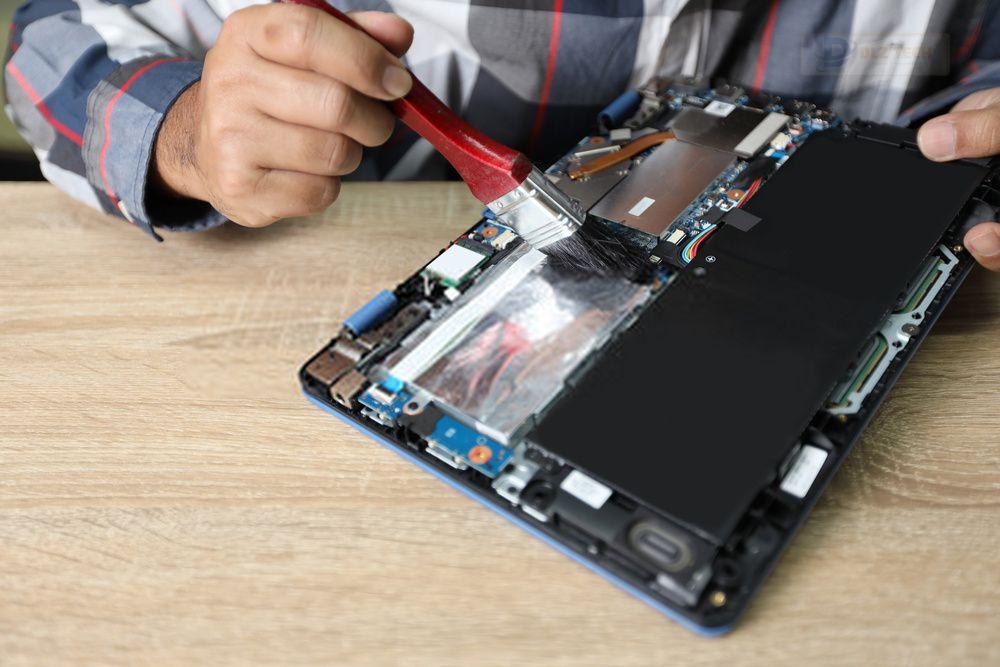 Dịch vụ thay pin laptop
