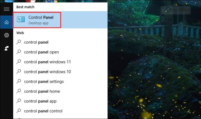 Bạn bấm vào thanh tìm kiếm, sau đó tìm và truy cập vào mục Control Panel
