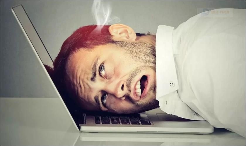 Kiểm tra nhiệt độ laptop