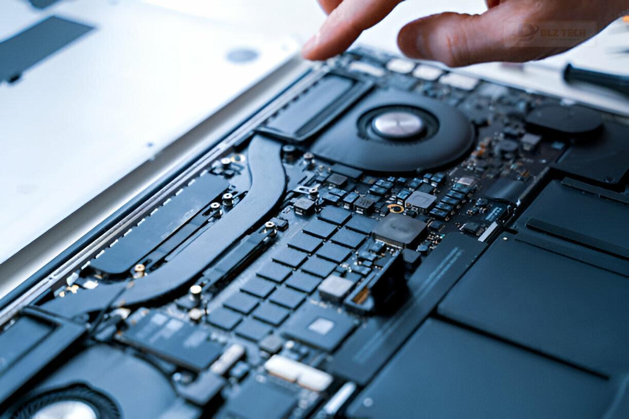 Quy trình sửa chữa MacBook quận Tân Phú tại Dlz Tech