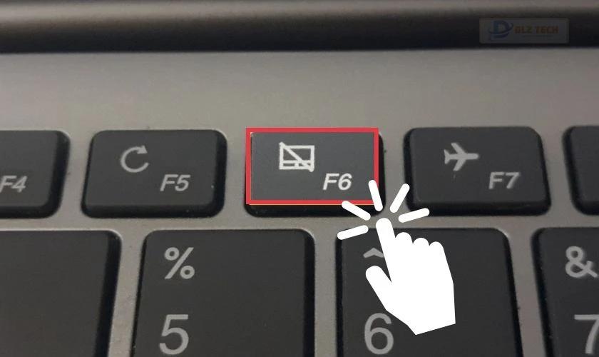 Kích hoạt lại Touchpad thông qua phím chức năng Fn