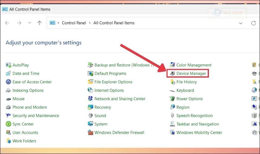 Mở Control Panel và chọn Device Manager