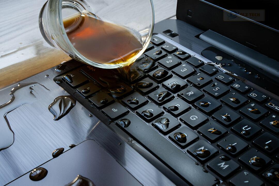 Hình 2: Khách hàng Quận 2 cần sửa laptop