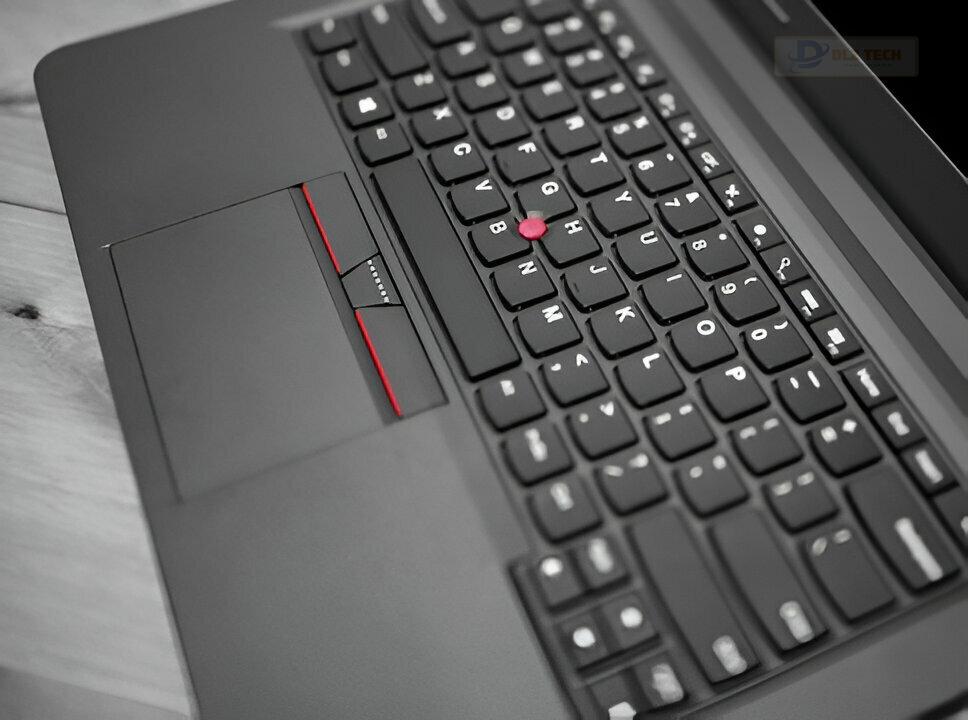 Cửa hàng thay main laptop uy tín tại quận 7
