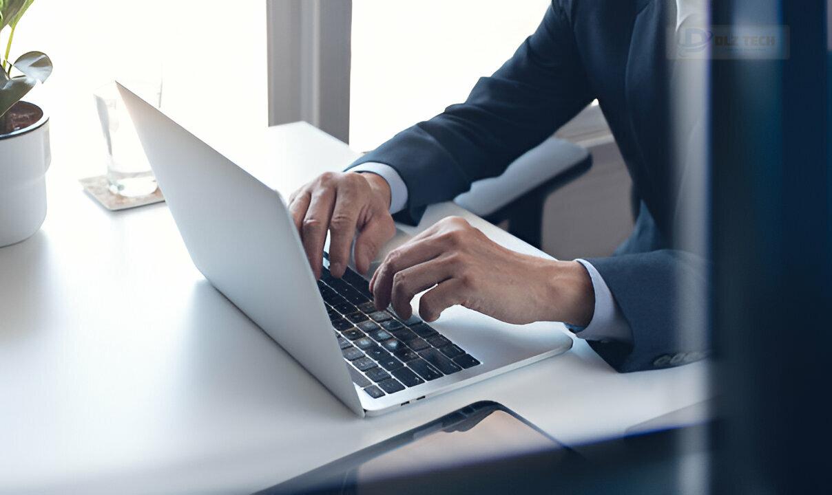 Khách hàng Quận 9 cần sửa laptop