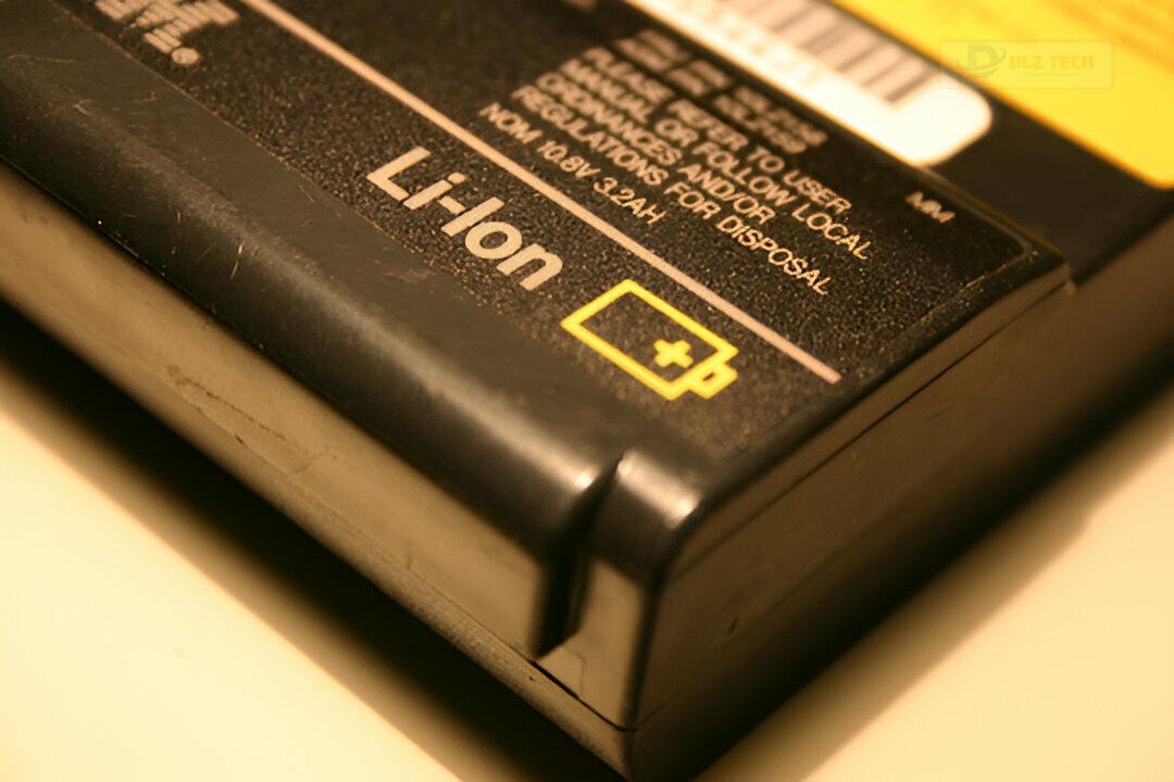 Hình 1: Chi nhánh Điện Thoại vui Quận 7 cung cấp nhiều dịch vụ sửa laptop.