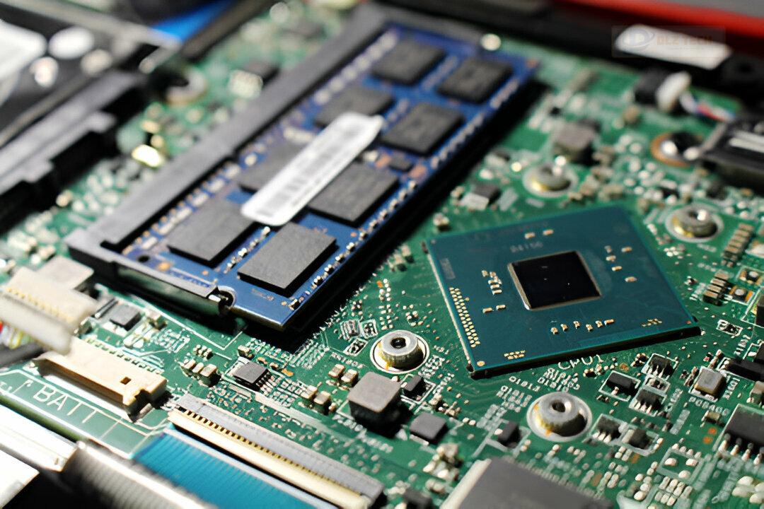 Cửa hàng sửa laptop uy tín tại khu vực Long Biên, Hà Nội