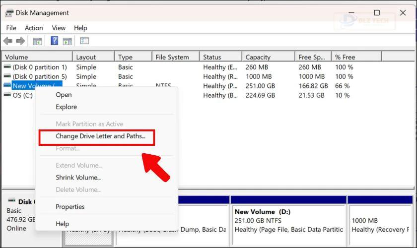 Nhấp chuột phải và chọn Change Drive Letter and Paths
