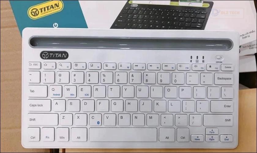 Bàn phím Bluetooth Titan KB02