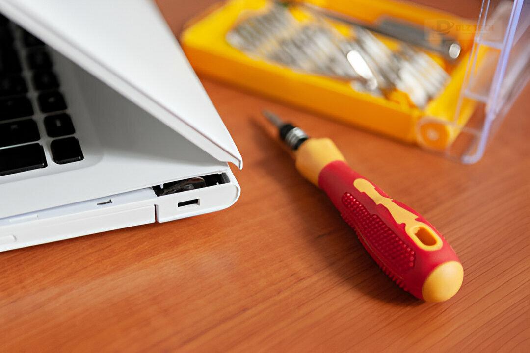 Hình 1: Cửa hàng Dlz Tech tại Quận 9 cung cấp đa dạng dịch vụ thay vỏ laptop.