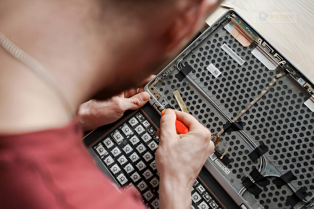 Quy trình thay vỏ laptop chuyên nghiệp, đảm bảo chất lượng tại Dlz Tech