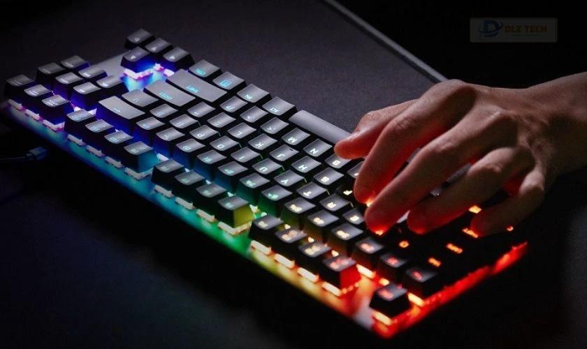 Cách kiểm tra chất lượng bàn phím cơ không dây dưới 1 triệu