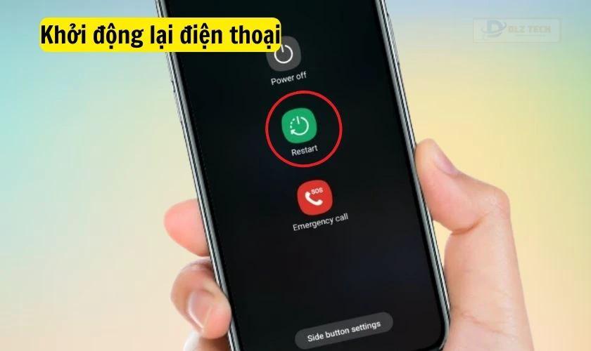 Khởi động lại điện thoại Samsung bị lỗi bàn phím