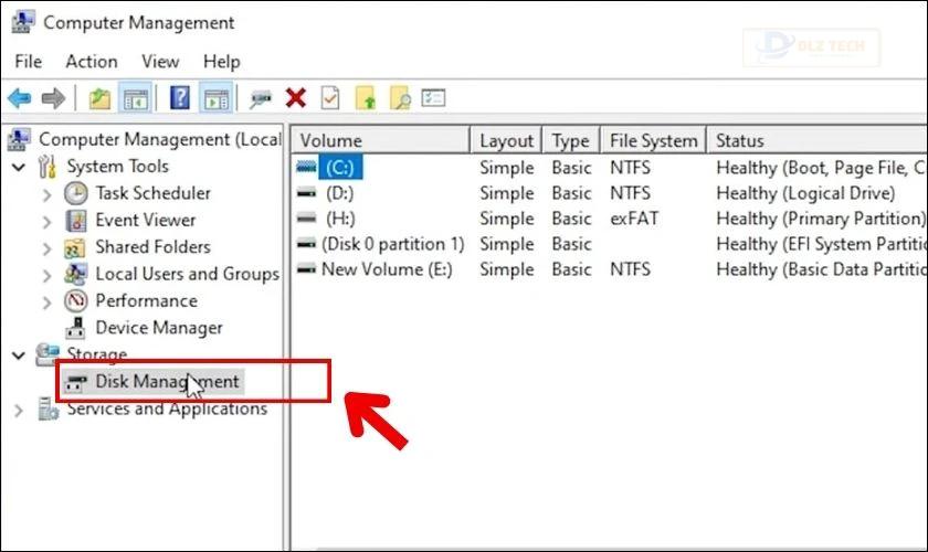 Tiếp theo, bấm chọn mục Disk Management