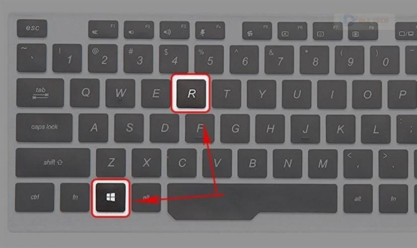 Mở hộp thoại Run bằng tổ hợp phím Windows + R