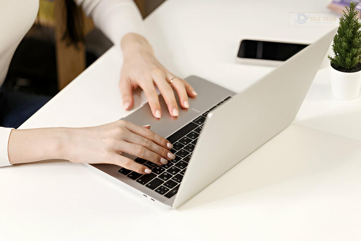 Thay chuột laptop mới là cách hay được nhiều người lựa chọn