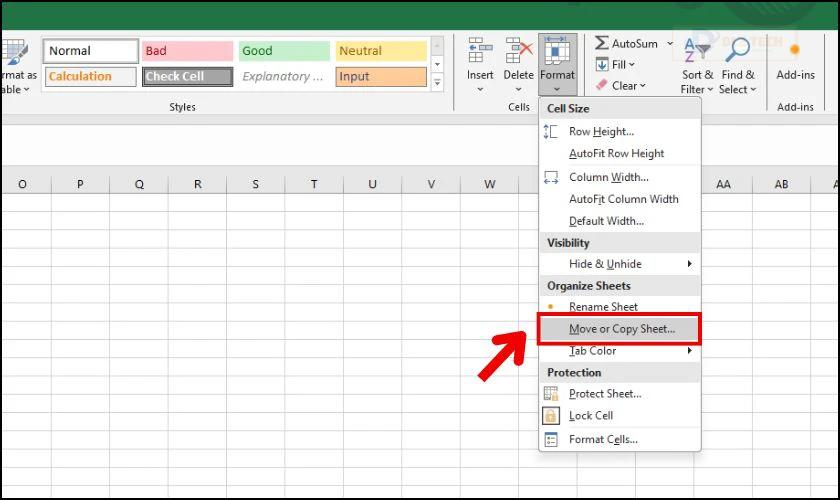 Bấm vào tùy chọn Move or Copy Sheet
