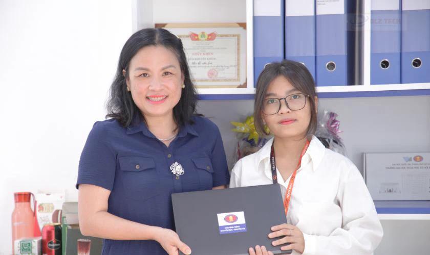 Làm gì với laptop cũ