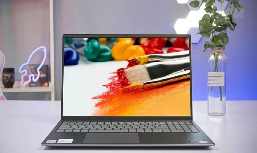 Laptop có ổ đĩa CD Dell Inspiron 15 5000