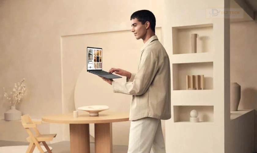 Laptop nhẹ nhất thế giới 2025 có gì đặc biệt
