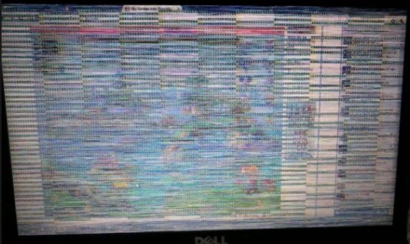 Màn hình laptop bị nhòe do xung đột phần mềm