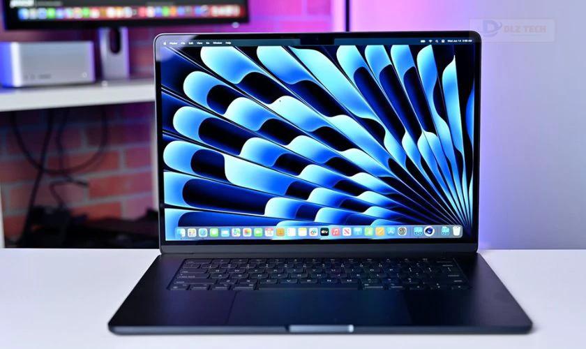 MacBook Air 15 inch