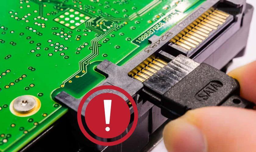 Có nhiều nguyên nhân dẫn đến lỗi Unknown not initialized disk