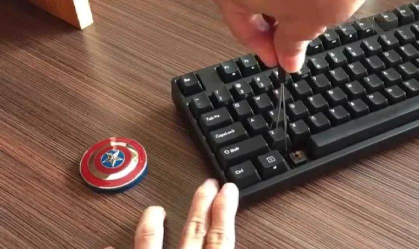 Làm sạch các phím
