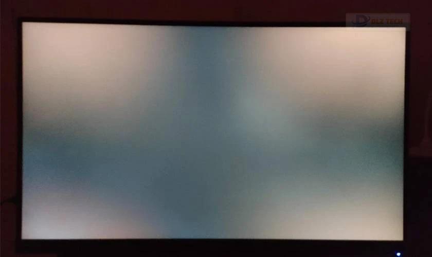 Dấu hiệu phát hiện viền màn hình laptop bị hở bong keo