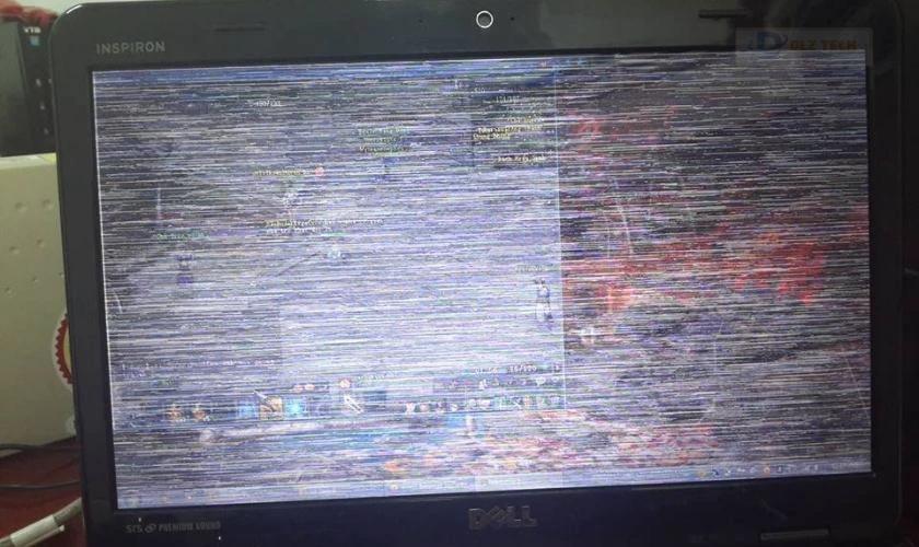 Lỗi màn hình laptop bị giật, nhiễu