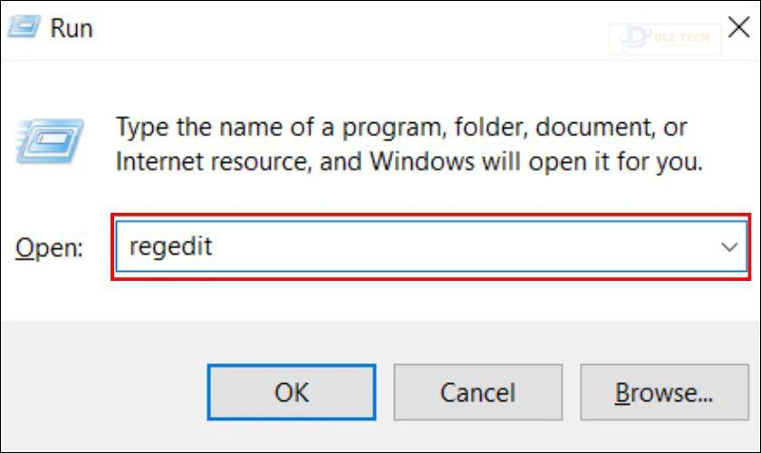 Nhấn tổ hợp phím Windows + R, nhập dòng chữ regedit và nhấn Enter