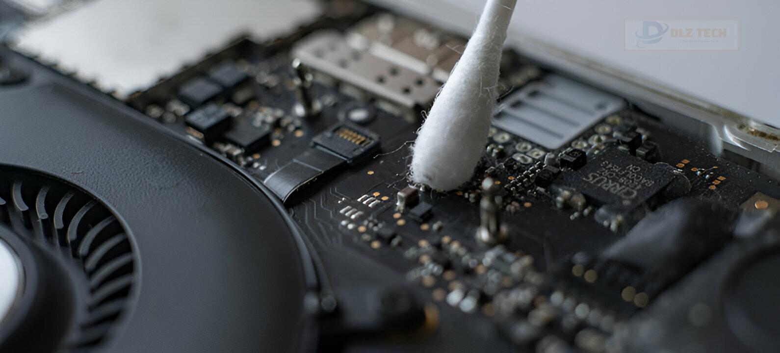 Khi nào laptop cần được vệ sinh