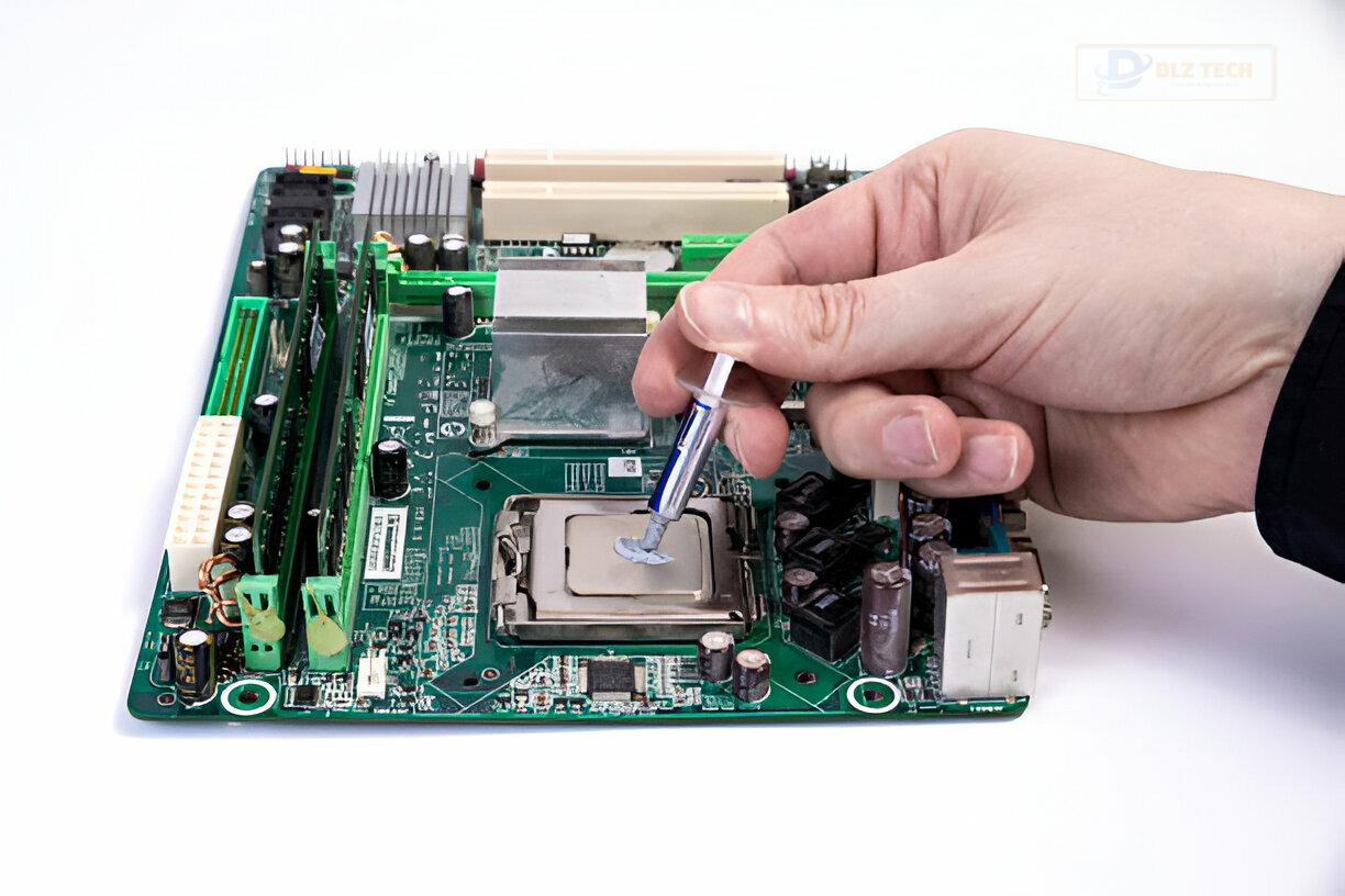 Vệ sinh Laptop tại Dlz Tech quận 12 chi phí bao nhiêu?