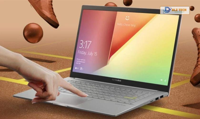 Sinh viên nên mua laptop ở phân khúc giá nào để tiết kiệm