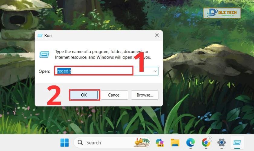 Nhập regedit vào hộp thoại Run
