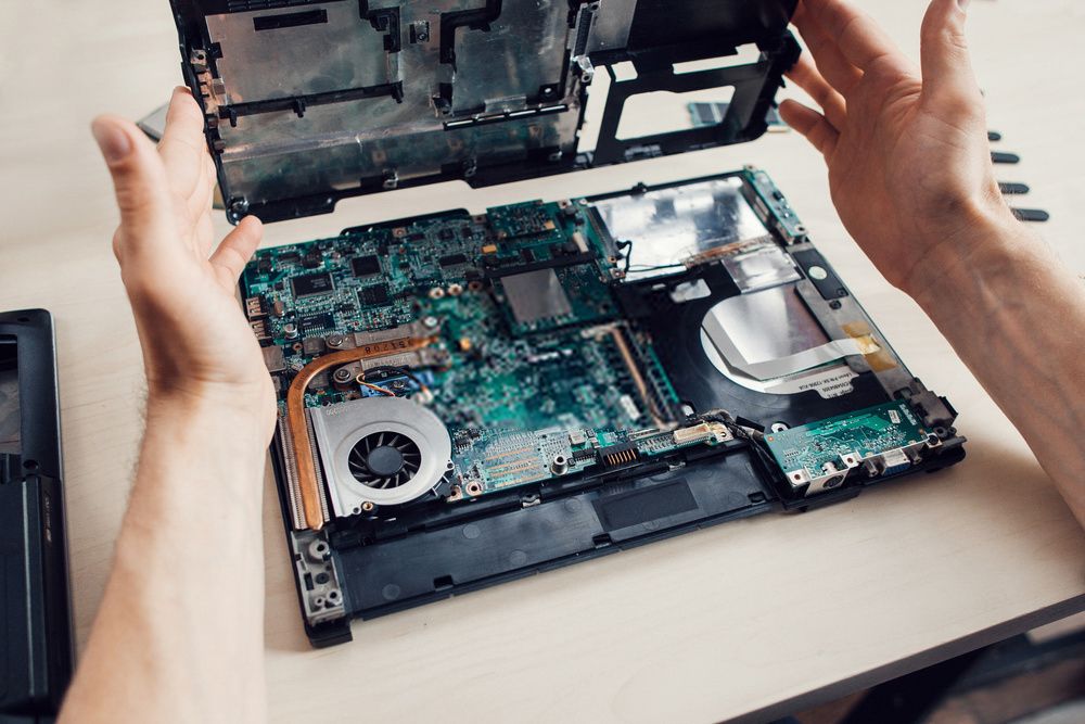 Địa chỉ mua laptop cũ cho sinh viên du lịch tại Dlz Tech