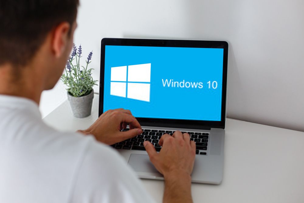 Sửa laptop bị lỗi Win chuyên nghiệp, uy tín tại Dlz Tech