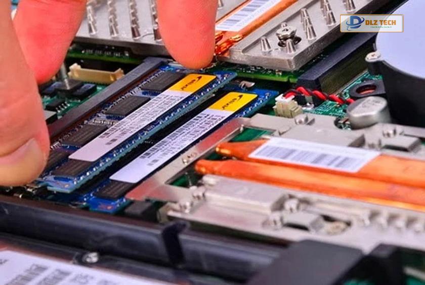 Nâng cấp RAM giúp tăng tốc win 10