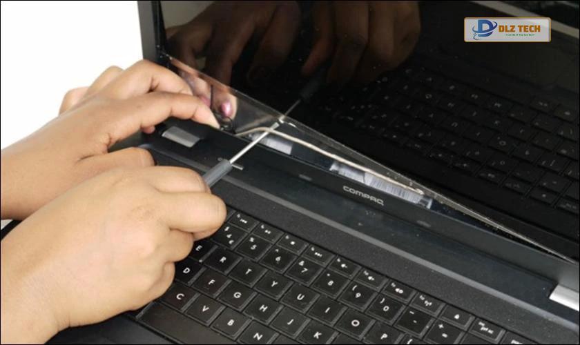 Nguyên nhân khiến màn hình laptop bị nhiễu
