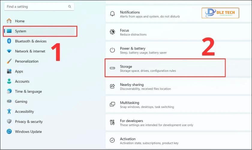 Chọn vào mục System và chọn Storage