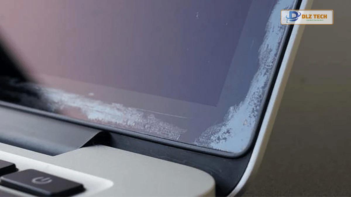 Có nên dán màn hình laptop