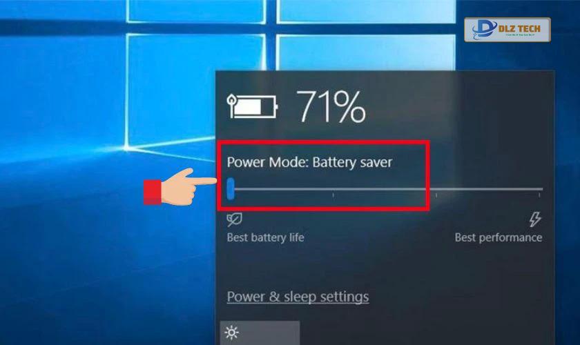 Laptop bật chế độ Power Saving Mode làm màn hình tối mờ